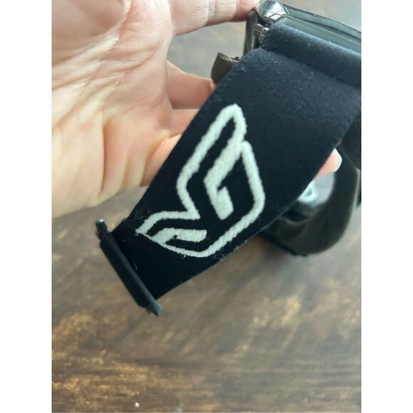 Gordini Winter Sport Ski Goggles Black Framed Adult Sized Adjustable Strap - Picture 2 of 6